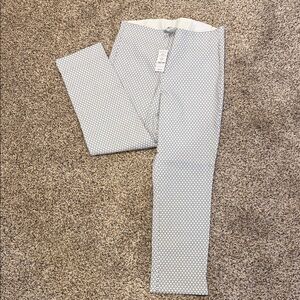 New White House Black Market Black Crop, Pull On Pant with Slit at Ankle